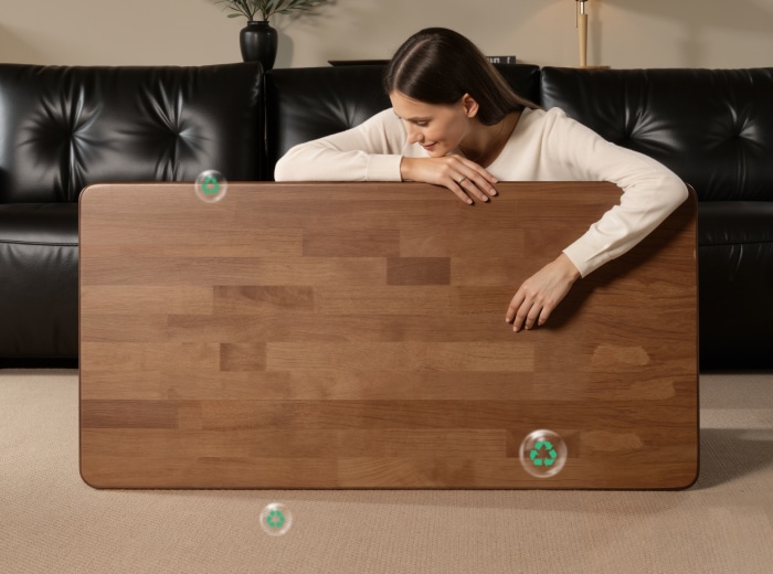 Solid rubberwood tabletop with natural wood grain